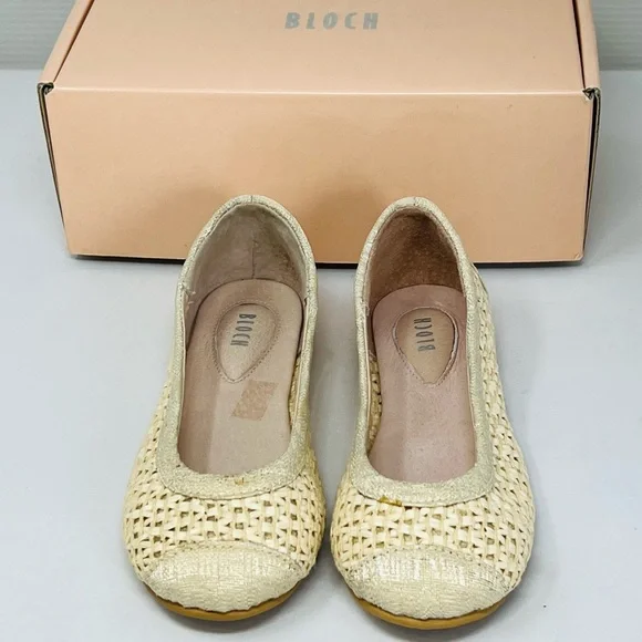 BLOCH**Adrianne Raffia Slippers***EU 27 US 9***$100 - Picture 2 of 6